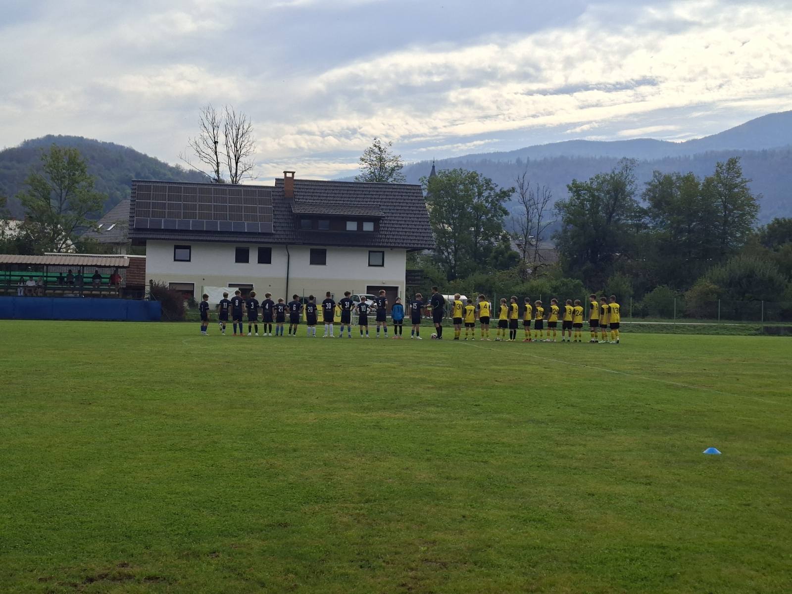 Slika v galeriji 3