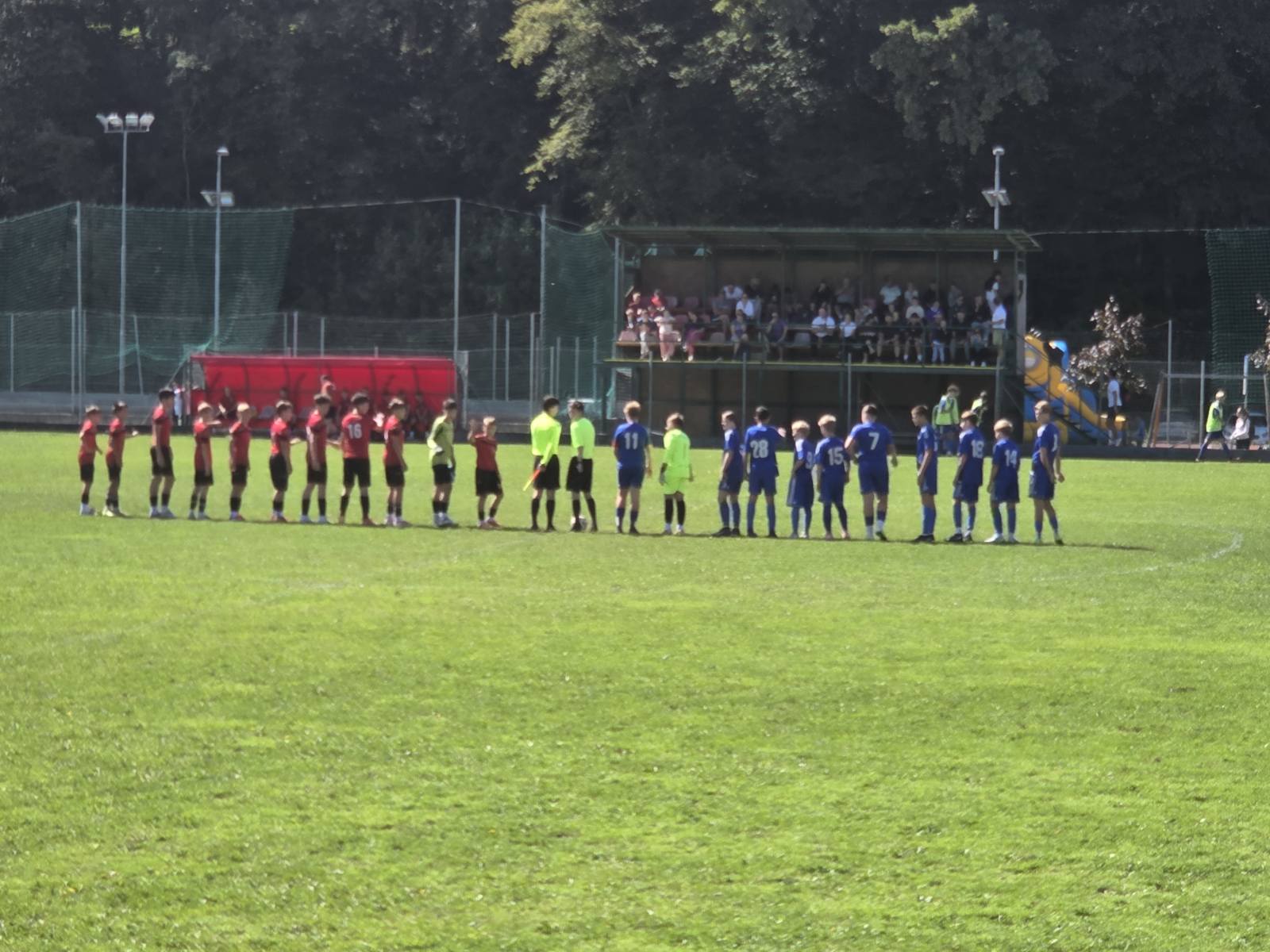 U15 Beli v Kranju doživeli visok poraz