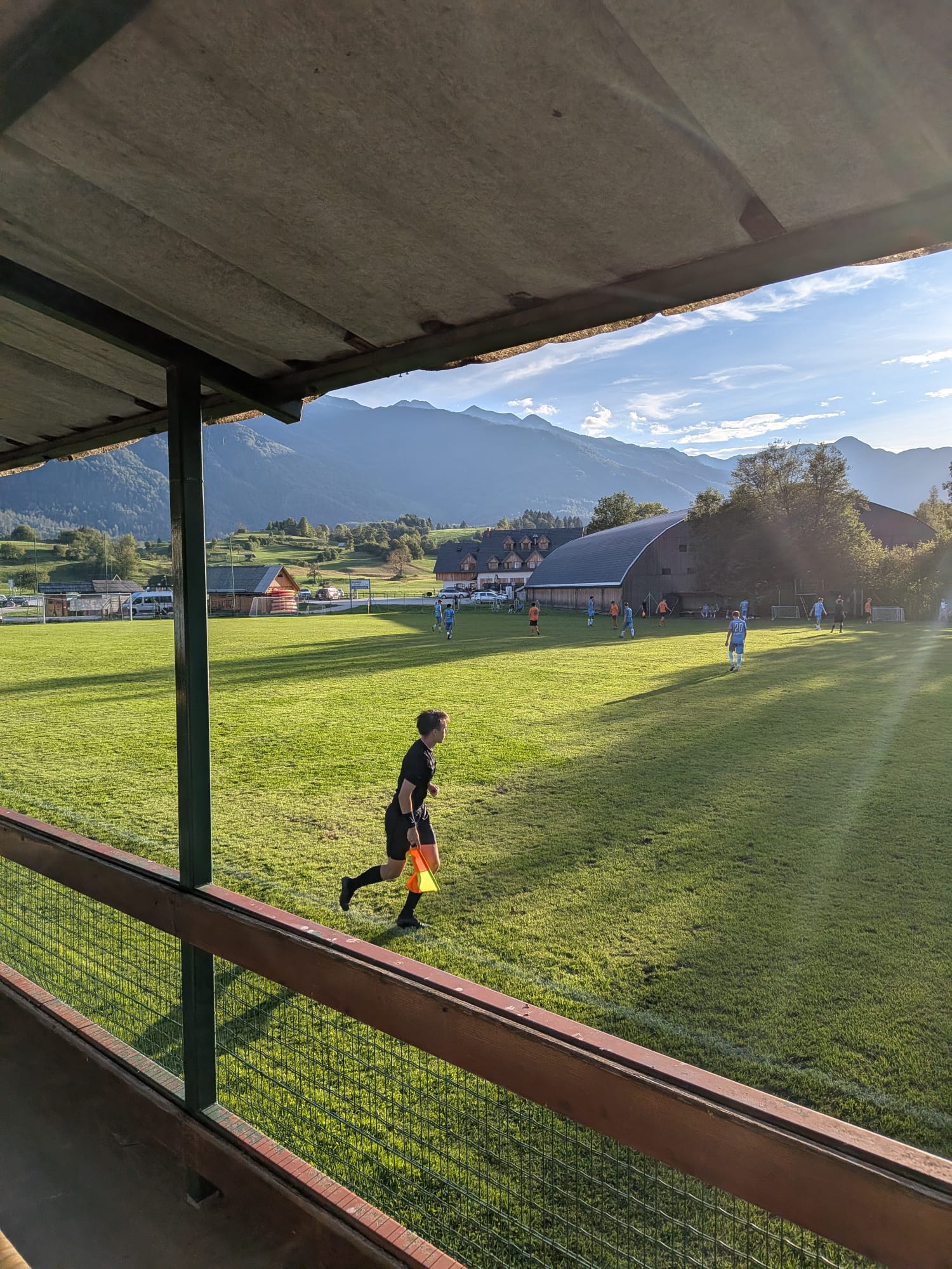 Slika v galeriji 1